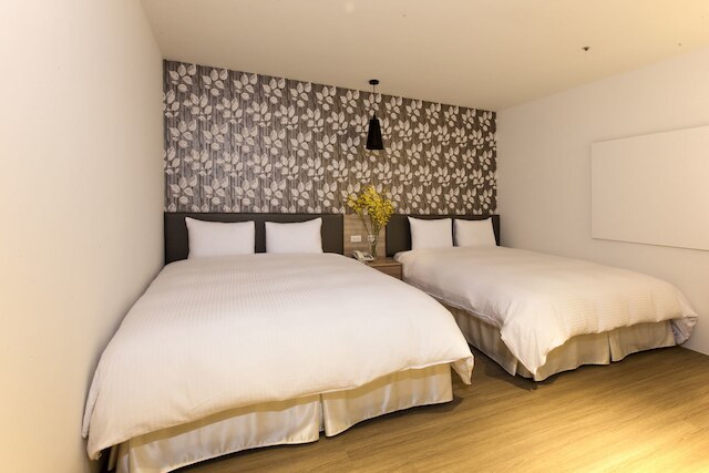 ホテル ニュー クイーン 2