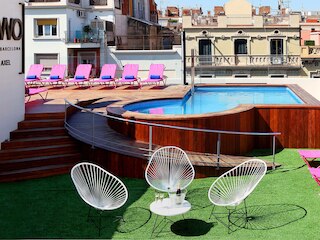 アクセル TWO バルセロナ - アダルツ オンリー