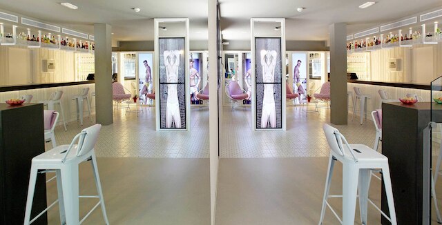 アクセル TWO バルセロナ - アダルツ オンリー