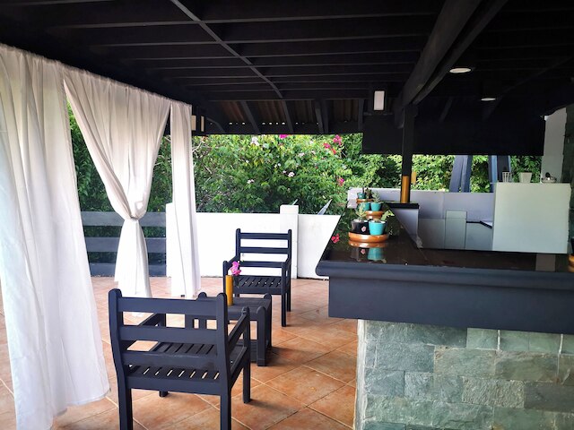 ラ パーネラ ビーチフロント リゾート