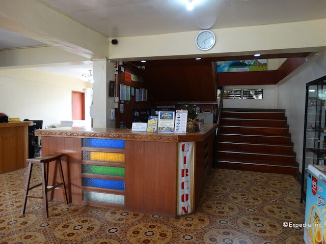 シロン ビジネスマンズ イン