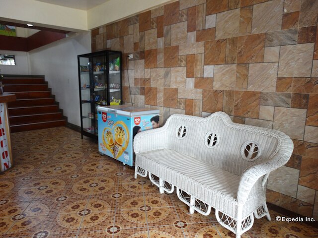 シロン ビジネスマンズ イン