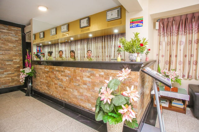 グレース トレジャー ホテル