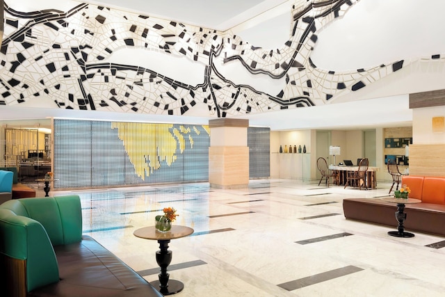 ル メリディアン ダッカ