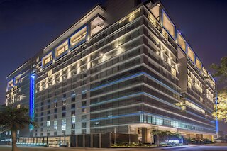 ル メリディアン ダッカ