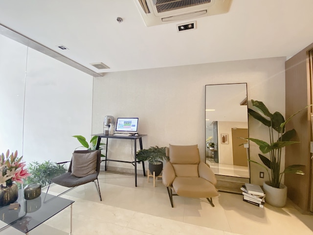 ザ ラックス ホテル