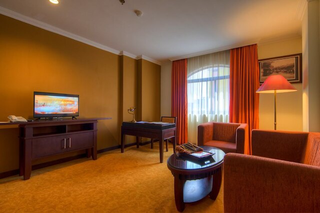 ファイ セメスタ