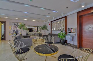 サン アンド サンズ ダウンタウン ホテル