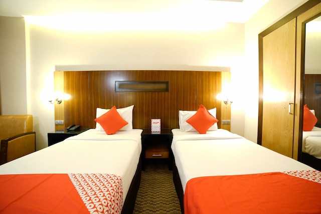 サン アンド サンズ ダウンタウン ホテル