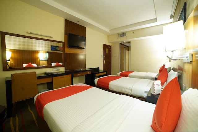 サン アンド サンズ ダウンタウン ホテル