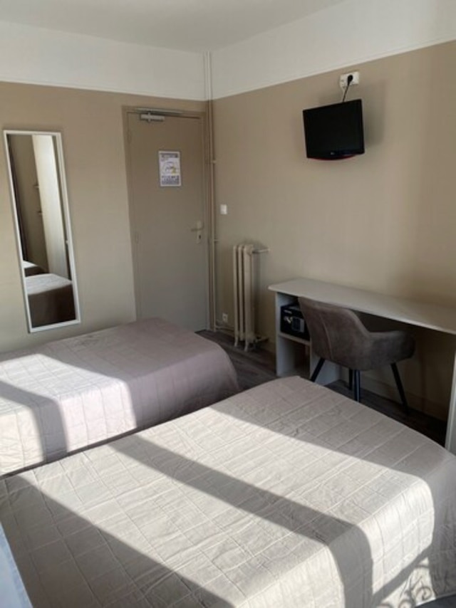 ホテル アングレテーレ