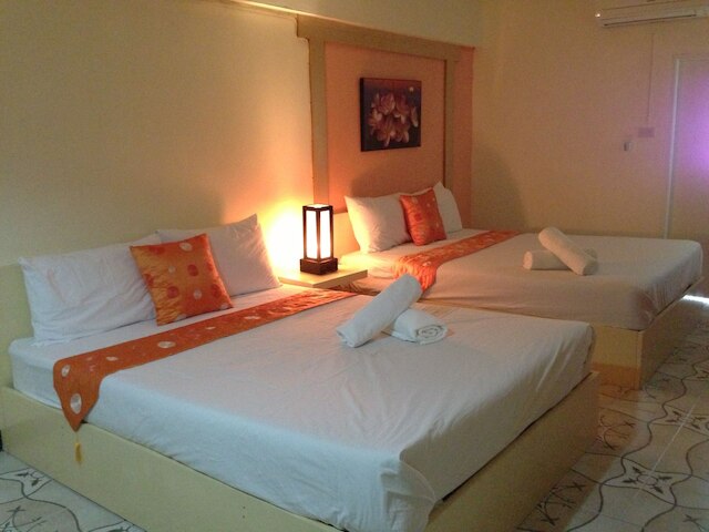 カーサ ナリンヤ アット スバーンブフミ エアポート