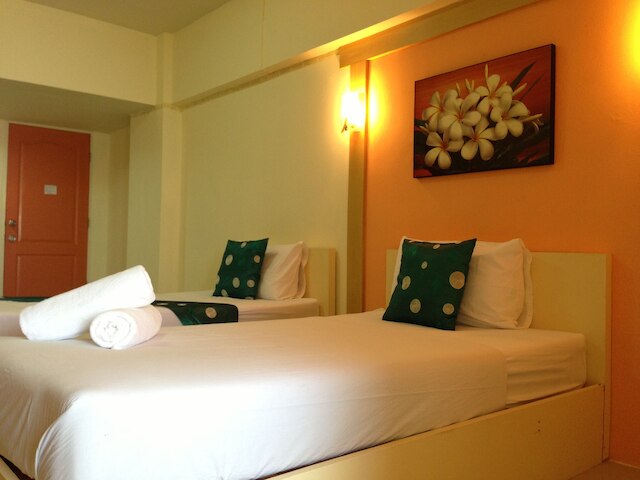 カーサ ナリンヤ アット スバーンブフミ エアポート