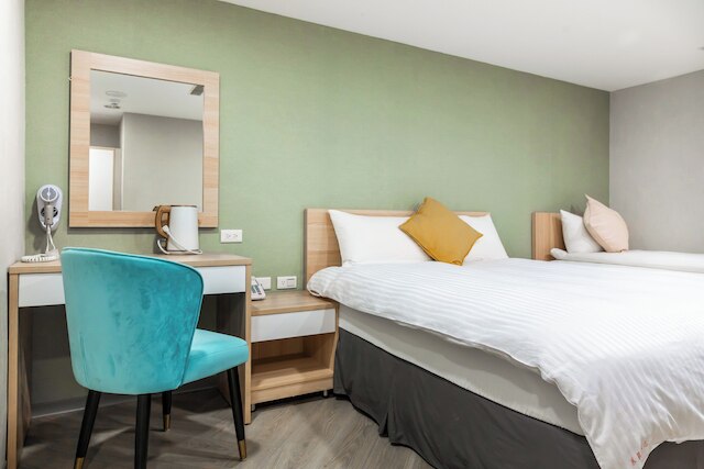 ムー チェン ホテル (慕辰旅店)