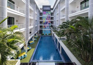 ヴィヴァ ダッシュ ホテル セミニャク