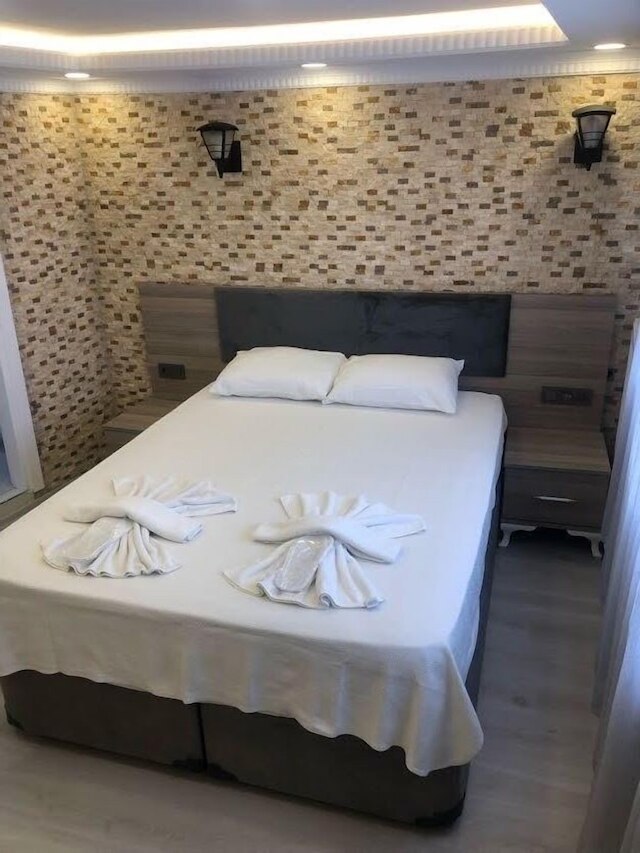 エミール ホテル