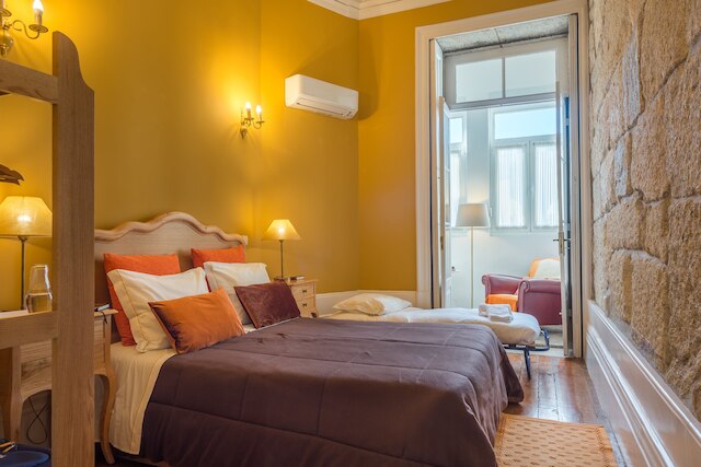 センテナリー フォンテンハス アパートメンツ