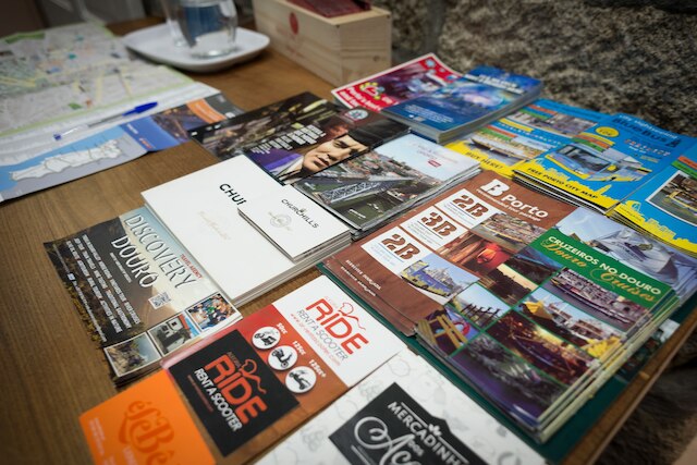 センテナリー フォンテンハス アパートメンツ