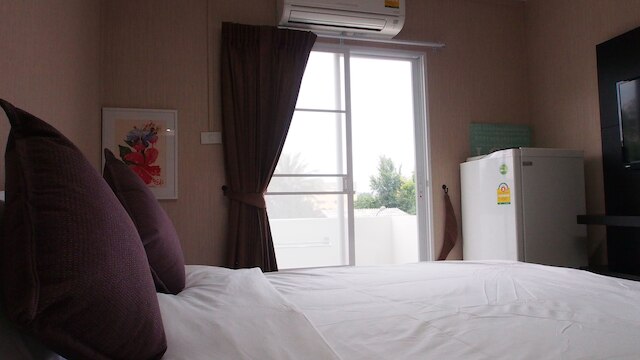 ハウス アンド ホーム レジデンス