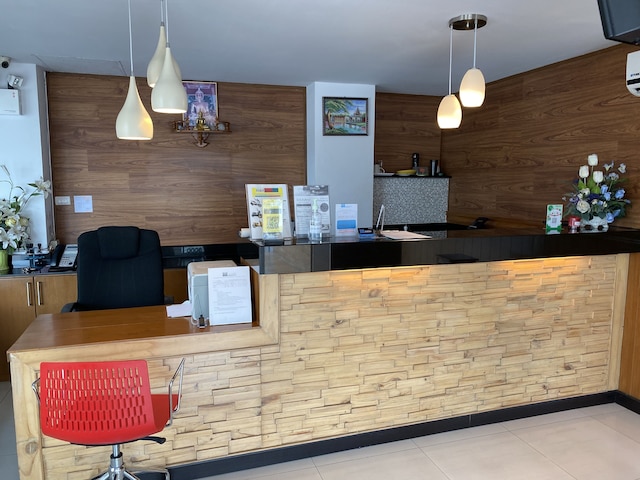 ワリサ アパートメント