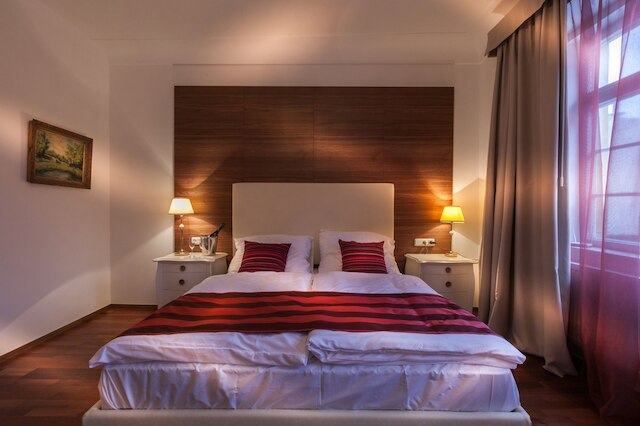 リトル キング ホテル U マルバゼ