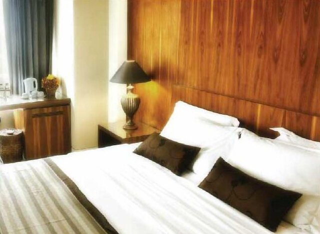 ミトラ ホテル バンドン