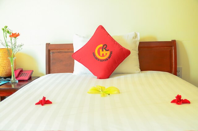 ゴールデン リバー ホテル