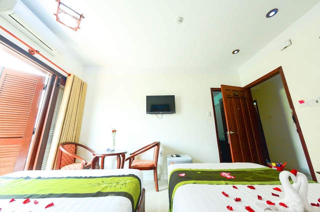 ゴールデン リバー ホテル