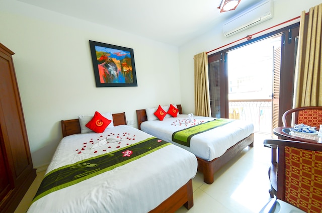 ゴールデン リバー ホテル