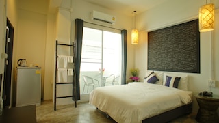 ウォーキング ストリート レジデンス