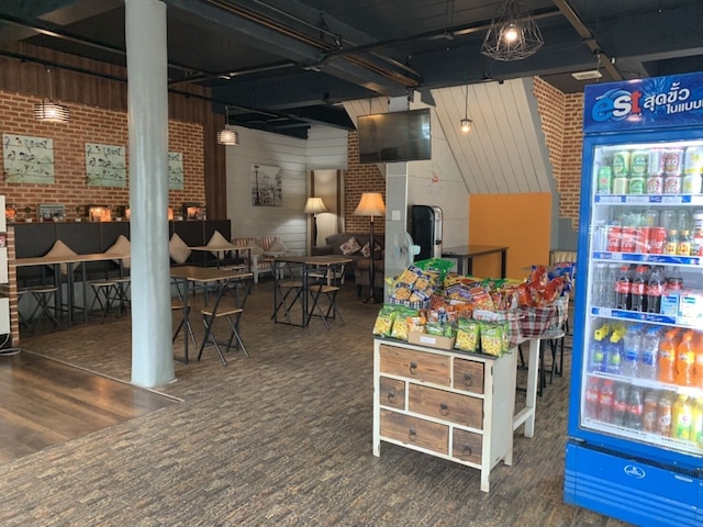 パラジャクトラ シティ ホステル