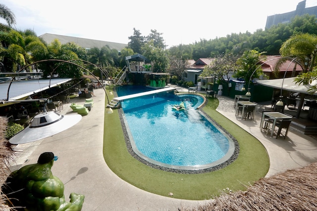 モーメント リゾート