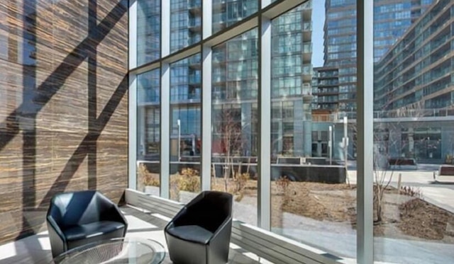 NGE ステイズ - ダウンタウン スイート レイク ビュー