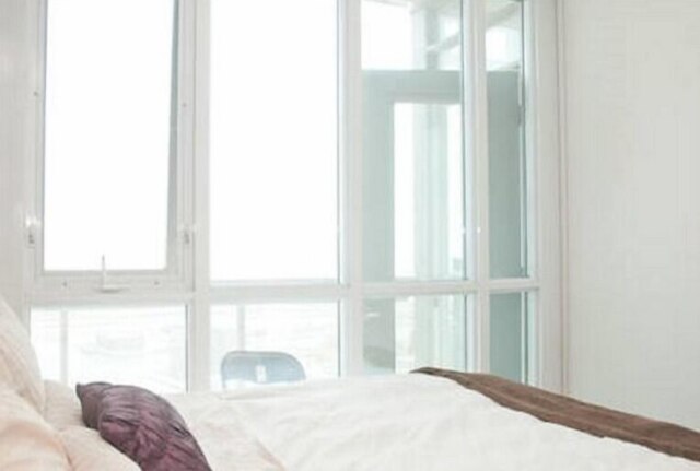 NGE ステイズ - ダウンタウン スイート レイク ビュー