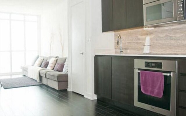 NGE ステイズ - ダウンタウン スイート レイク ビュー