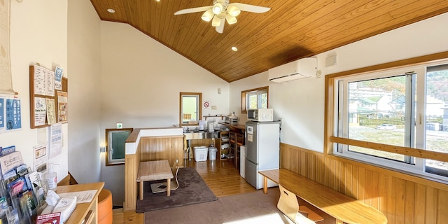 オレンジ・キャビン