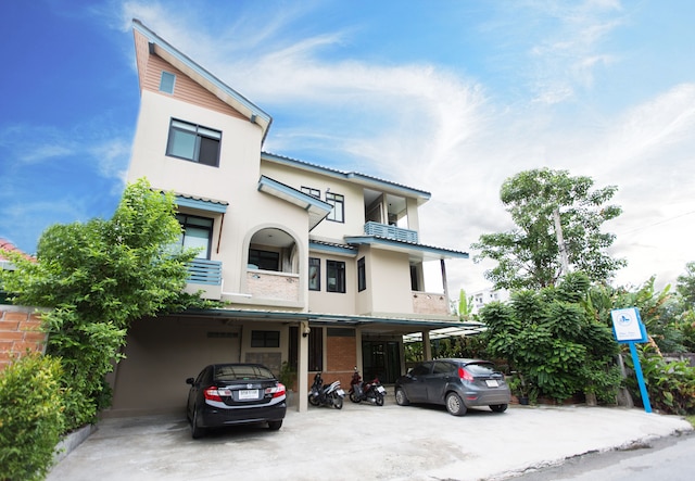 プラン プラン ベッド アンド バイク