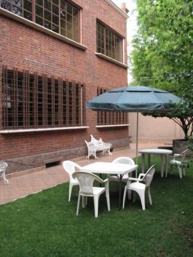 ホスタル ラ エンカンタダ