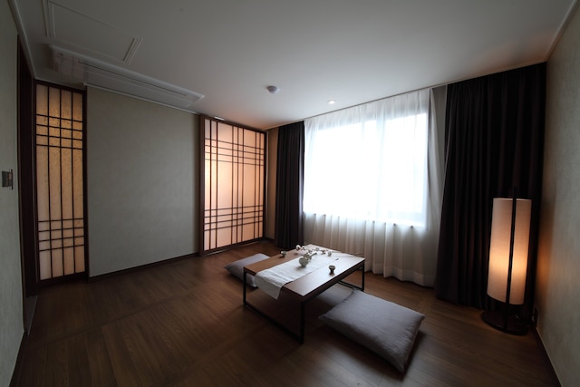 エイボン ホテル