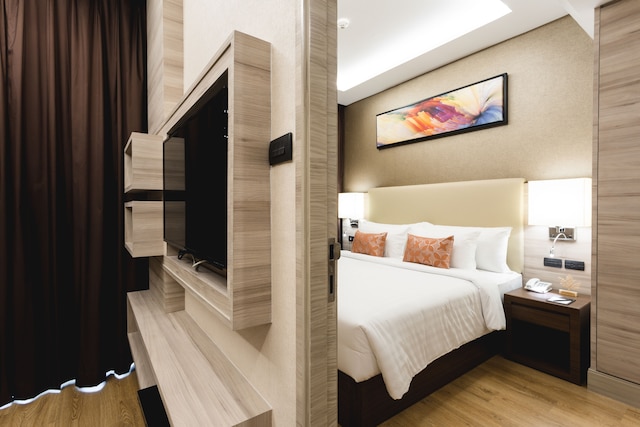 アデルフィ フォーティーナイン