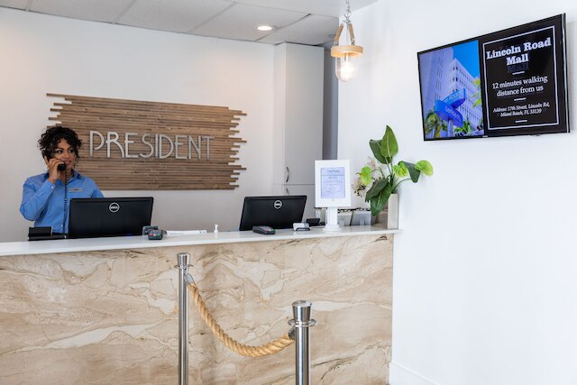 プレジデント ヴィラ