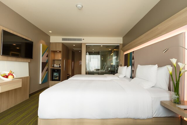 ノボテル マニラ アラネタ シティ センター