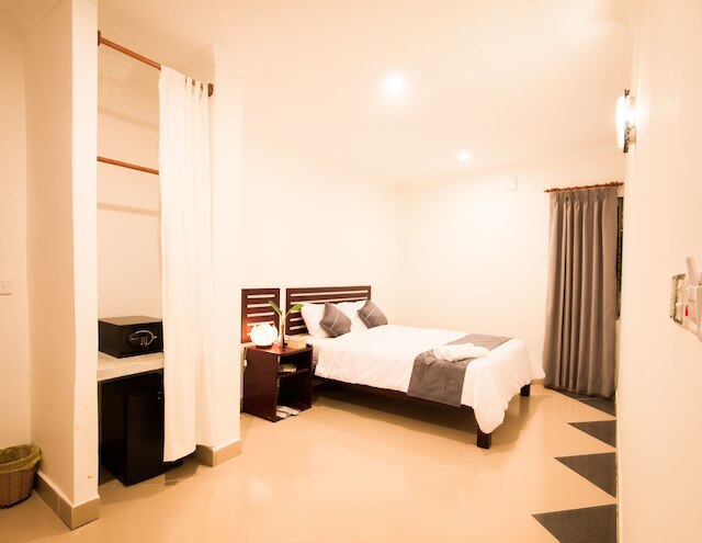 ニイサイ アパートメント