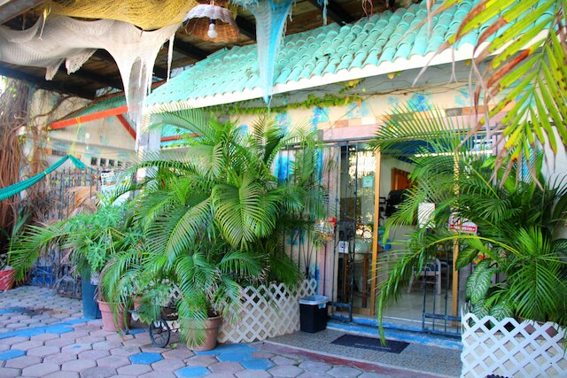 ホステルポサダマルペズ