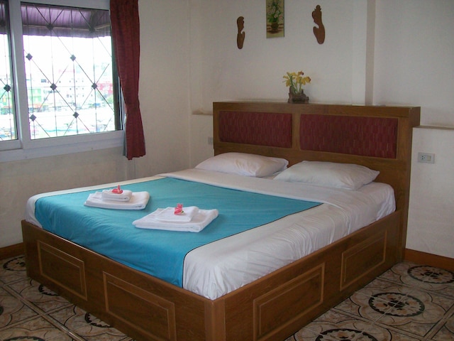 チャイヤプーン イン