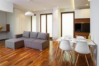 ヴァヴェル ラグジュアリー アパートメンツ バイ アムストラ