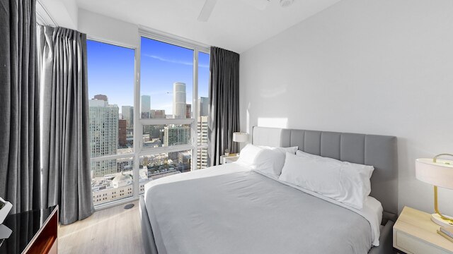 レベル ロサンゼルス ダウンタウン - サウス オリーブ