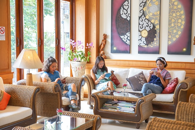 ローイ ビレッジ ホテル