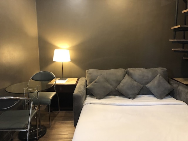 ラチャダ ポイント ホテル