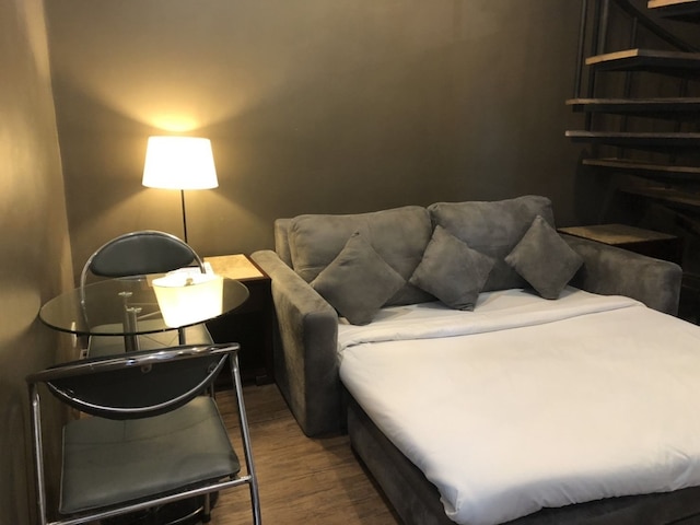 ラチャダ ポイント ホテル